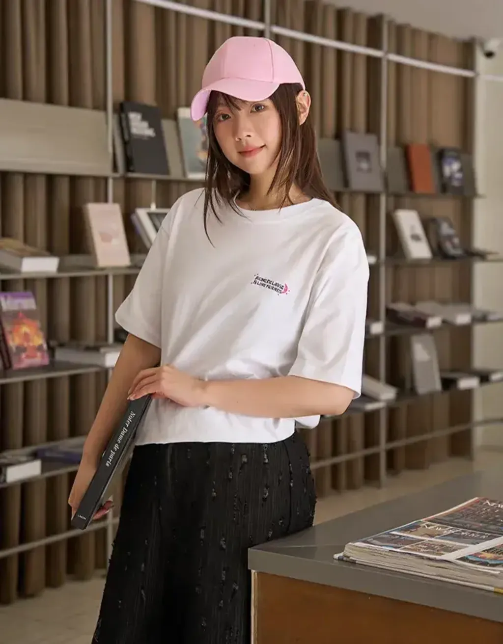 JuzBeauty_JuzBeautyMalaysia_JuzPretty_Authentic_Kbeauty_Malaysia_Skin_Care_Cosmetics_K-Beauty_Health_Care_korean_streetwear_US_Luxury_ADLV x LINE FRIENDS Sleeping Line Friends Short Sleeve T-shirt Tee 上衣10