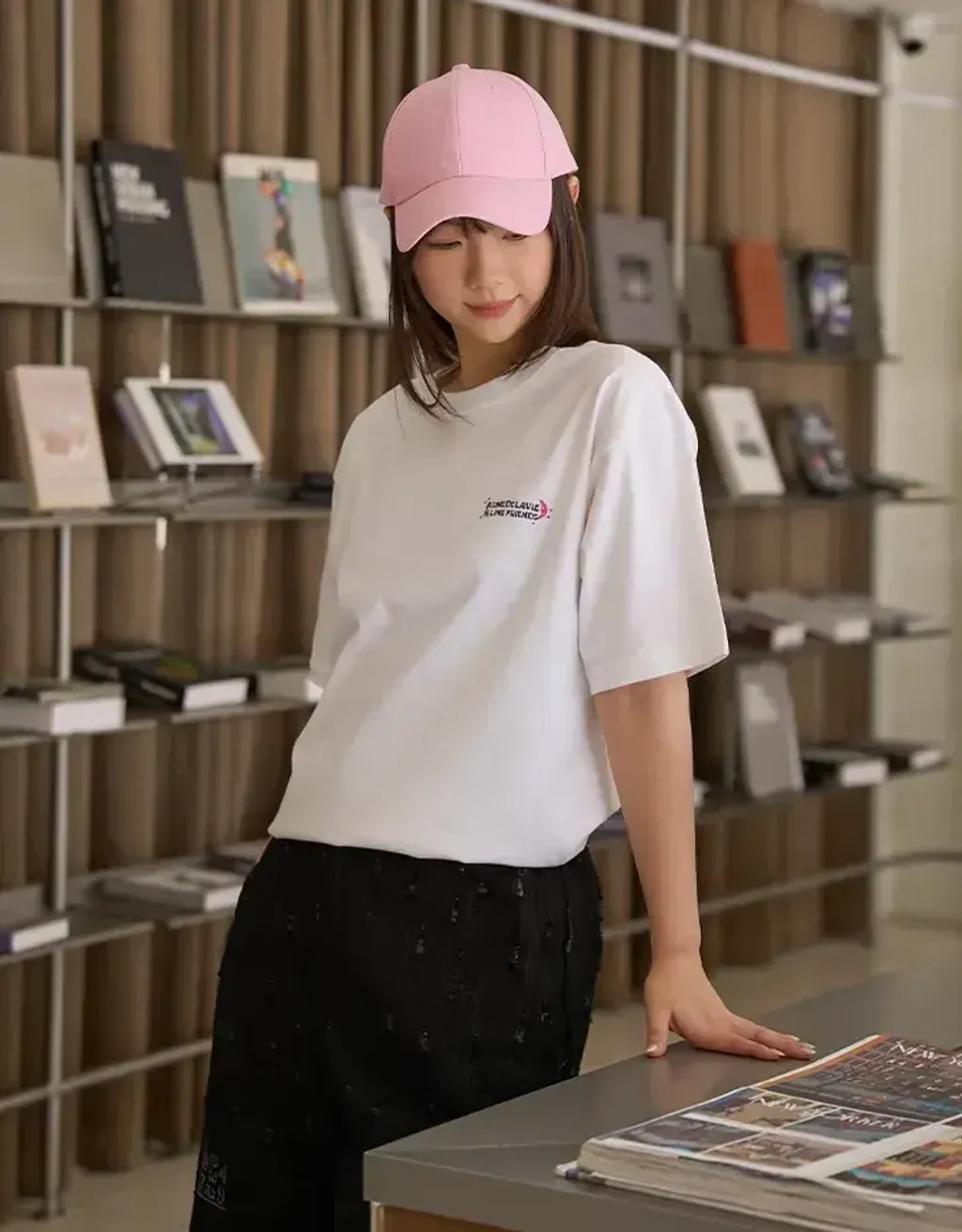 JuzBeauty_JuzBeautyMalaysia_JuzPretty_Authentic_Kbeauty_Malaysia_Skin_Care_Cosmetics_K-Beauty_Health_Care_korean_streetwear_US_Luxury_ADLV x LINE FRIENDS Sleeping Line Friends Short Sleeve T-shirt Tee 上衣9
