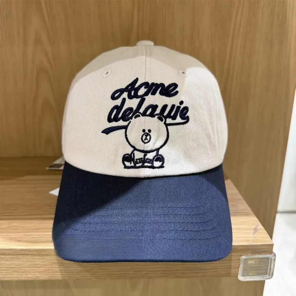 JuzBeauty_JuzBeautyMalaysia_JuzPretty_Authentic_Kbeauty_Malaysia_Skin_Care_Cosmetics_K-Beauty_Health_Care_korean_streetwear_US_Luxury_ADLV x LINE FRIENDS Bear Doll Hug Brown Line Friends Short Pants 短裤10