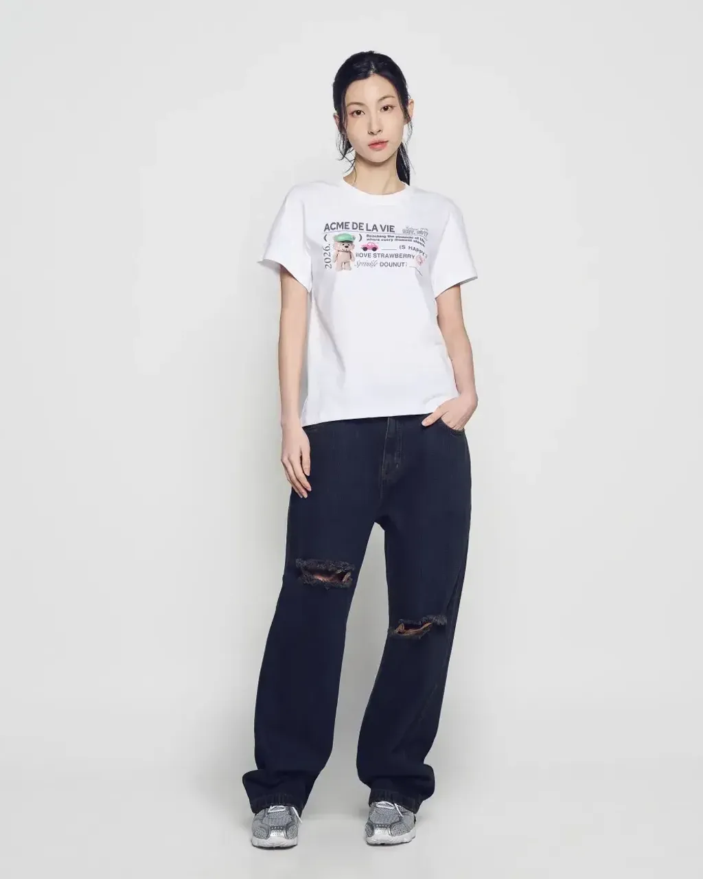 JuzBeauty_JuzBeautyMalaysia_JuzPretty_Authentic_Kbeauty_Malaysia_Skin_Care_Cosmetics_K-Beauty_Health_Care_korean_streetwear_US_Luxury_ADLV Woman Typing Profile Short Sleeve T-Shirt Tee 上衣10