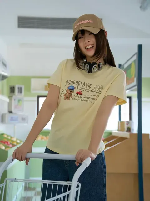 JuzBeauty_JuzBeautyMalaysia_JuzPretty_Authentic_Kbeauty_Malaysia_Skin_Care_Cosmetics_K-Beauty_Health_Care_korean_streetwear_US_Luxury_ADLV Woman Typing Profile Short Sleeve T-Shirt Tee 上衣16