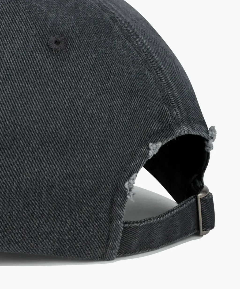 JuzBeauty_JuzBeautyMalaysia_JuzPretty_Authentic_Kbeauty_Malaysia_Skin_Care_Cosmetics_K-Beauty_Health_Care_korean_streetwear_US_Luxury_MARITHE MFG46SHG205 Drawing Classic Logo Damaged Covered Cap 帽3