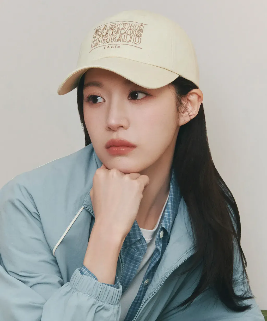 JuzBeauty_JuzBeautyMalaysia_JuzPretty_Authentic_Kbeauty_Malaysia_Skin_Care_Cosmetics_K-Beauty_Health_Care_korean_streetwear_US_Luxury_MARITHE Outline Classic Logo Cap 帽1