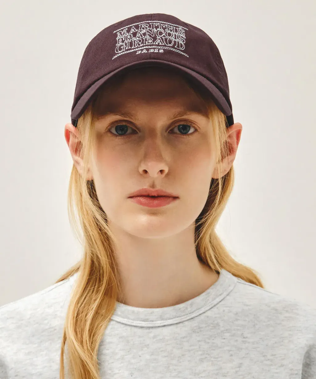 JuzBeauty_JuzBeautyMalaysia_JuzPretty_Authentic_Kbeauty_Malaysia_Skin_Care_Cosmetics_K-Beauty_Health_Care_korean_streetwear_US_Luxury_MARITHE Doodle Classic Logo Covered Cap 帽4