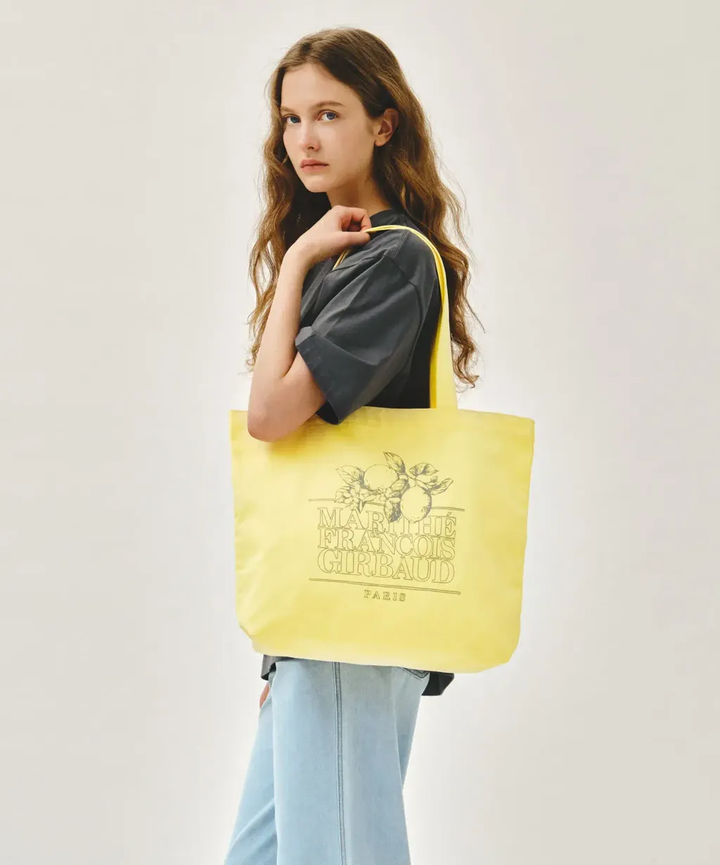 JuzBeauty_JuzBeautyMalaysia_JuzPretty_Authentic_Kbeauty_Malaysia_Skin_Care_Cosmetics_K-Beauty_Health_Care_korean_streetwear_US_Luxury_MARITHE Lemon Classic Logo Eco Bag 包8