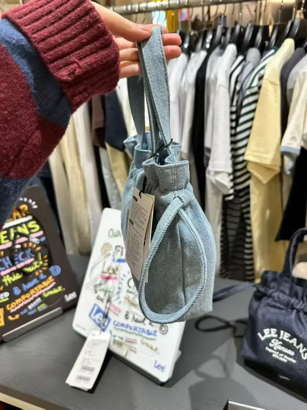 JuzBeauty_JuzBeautyMalaysia_JuzPretty_Authentic_Kbeauty_Malaysia_Skin_Care_Cosmetics_K-Beauty_Health_Care_korean_streetwear_US_Luxury_LEE LE2601BG06 Mini String Tote Bag 包13