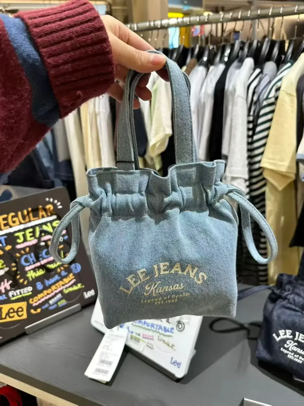 JuzBeauty_JuzBeautyMalaysia_JuzPretty_Authentic_Kbeauty_Malaysia_Skin_Care_Cosmetics_K-Beauty_Health_Care_korean_streetwear_US_Luxury_LEE LE2601BG06 Mini String Tote Bag 包14