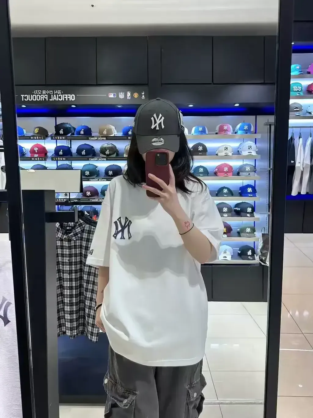 JuzBeauty_JuzBeautyMalaysia_JuzPretty_Authentic_Kbeauty_Malaysia_Skin_Care_Cosmetics_K-Beauty_Health_Care_korean_streetwear_US_Luxury_NEW ERA 15147 MLB New York Yankees Drawing T-shirt Tee 上衣20