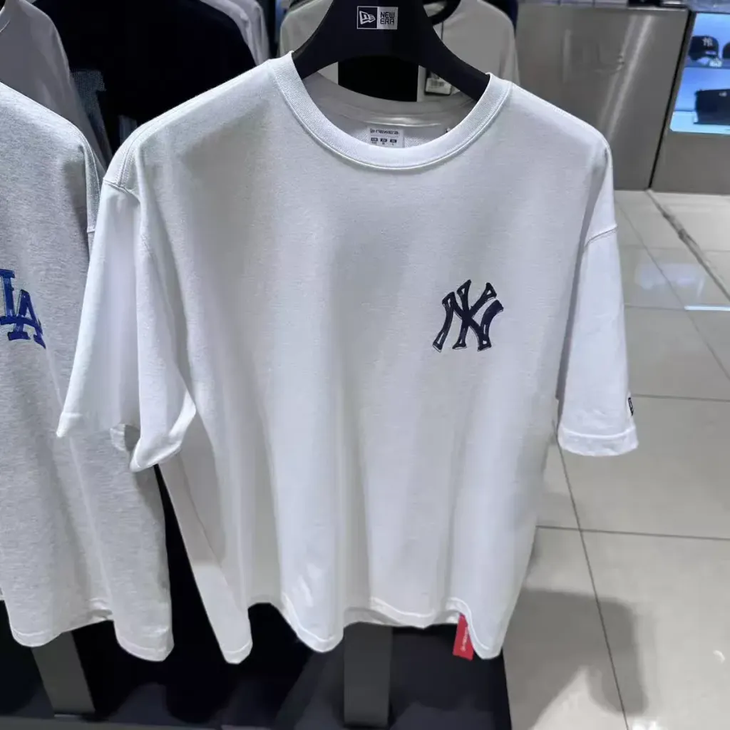 JuzBeauty_JuzBeautyMalaysia_JuzPretty_Authentic_Kbeauty_Malaysia_Skin_Care_Cosmetics_K-Beauty_Health_Care_korean_streetwear_US_Luxury_NEW ERA 15147 MLB New York Yankees Drawing T-shirt Tee 上衣23