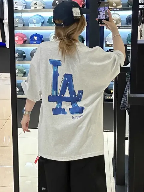 JuzBeauty_JuzBeautyMalaysia_JuzPretty_Authentic_Kbeauty_Malaysia_Skin_Care_Cosmetics_K-Beauty_Health_Care_korean_streetwear_US_Luxury_NEW ERA 15147 MLB New York Yankees Drawing T-shirt Tee 上衣16