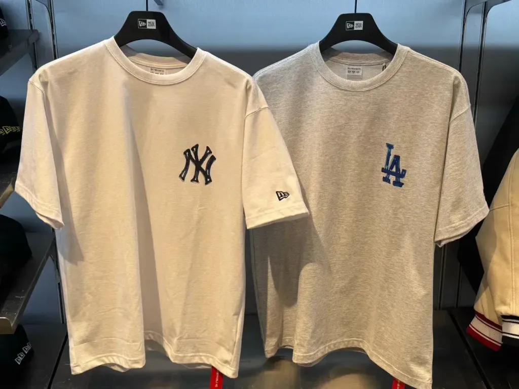 JuzBeauty_JuzBeautyMalaysia_JuzPretty_Authentic_Kbeauty_Malaysia_Skin_Care_Cosmetics_K-Beauty_Health_Care_korean_streetwear_US_Luxury_NEW ERA 15147 MLB New York Yankees Drawing T-shirt Tee 上衣18