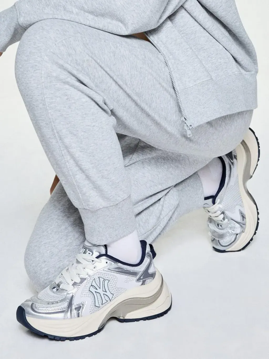 JuzBeauty_JuzBeautyMalaysia_JuzPretty_Authentic_Kbeauty_Malaysia_Skin_Care_Cosmetics_K-Beauty_Health_Care_korean_streetwear_US_Luxury_MLB Curve Runner New York Yankees Shoes 张凌赫同款老爹鞋15