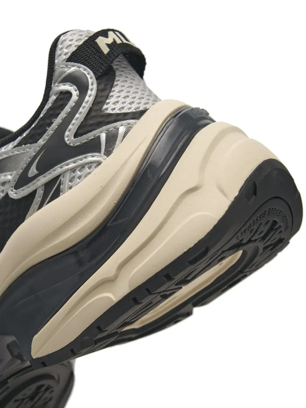 JuzBeauty_JuzBeautyMalaysia_JuzPretty_Authentic_Kbeauty_Malaysia_Skin_Care_Cosmetics_K-Beauty_Health_Care_korean_streetwear_US_Luxury_MLB Curve Runner New York Yankees Shoes 张凌赫同款老爹鞋1