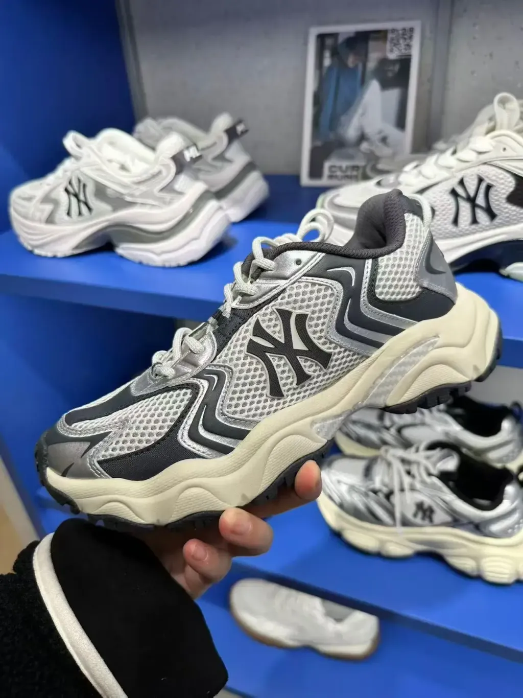 JuzBeauty_JuzBeautyMalaysia_JuzPretty_Authentic_Kbeauty_Malaysia_Skin_Care_Cosmetics_K-Beauty_Health_Care_korean_streetwear_US_Luxury_MLB 3ASHW075N Cargo Chunky New York Yankees Shoes 老爹鞋6
