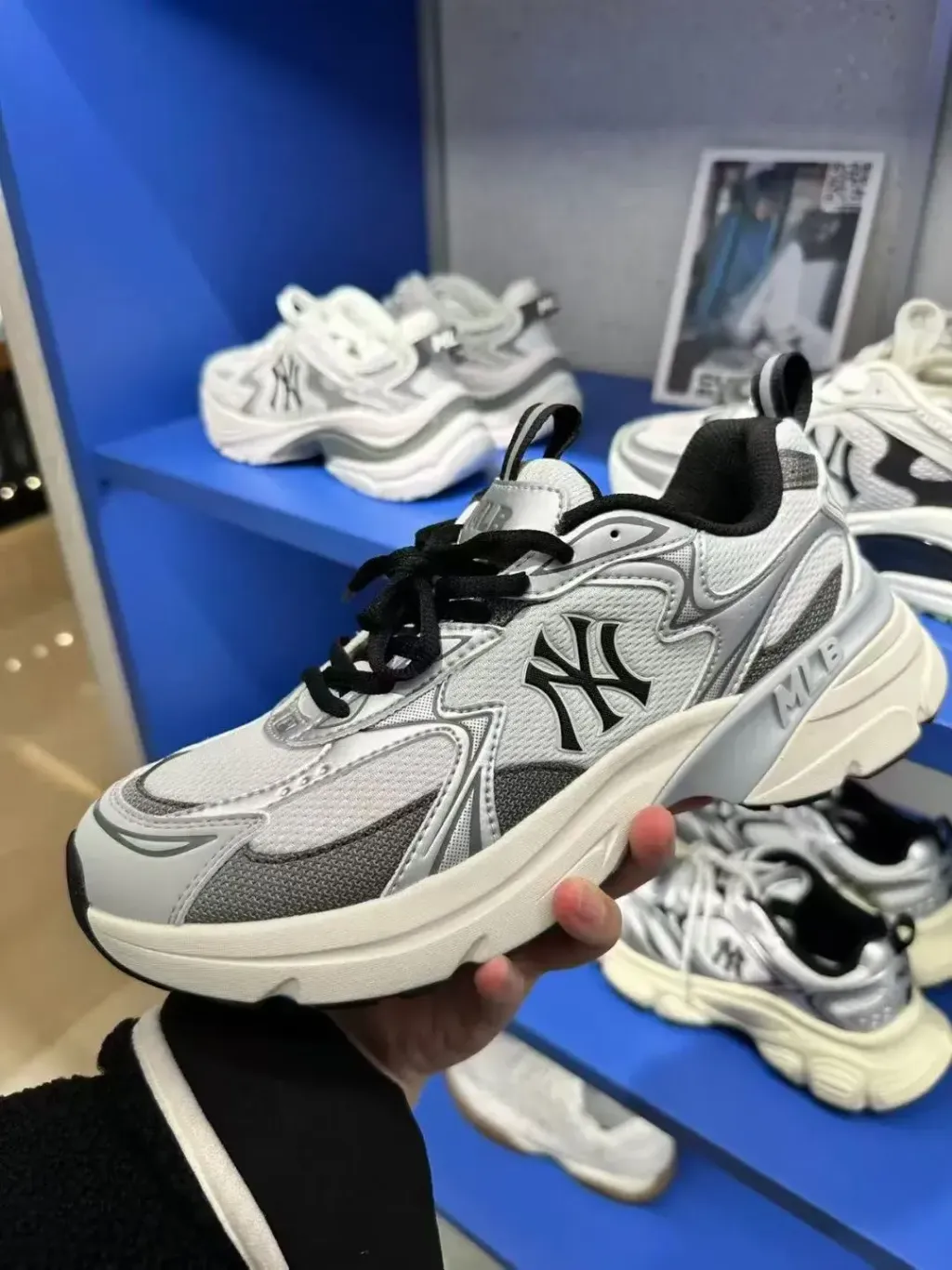 JuzBeauty_JuzBeautyMalaysia_JuzPretty_Authentic_Kbeauty_Malaysia_Skin_Care_Cosmetics_K-Beauty_Health_Care_korean_streetwear_US_Luxury_MLB 3ARNC055N Curve Runner Speed NB New York Yankees Shoes 老爹鞋4