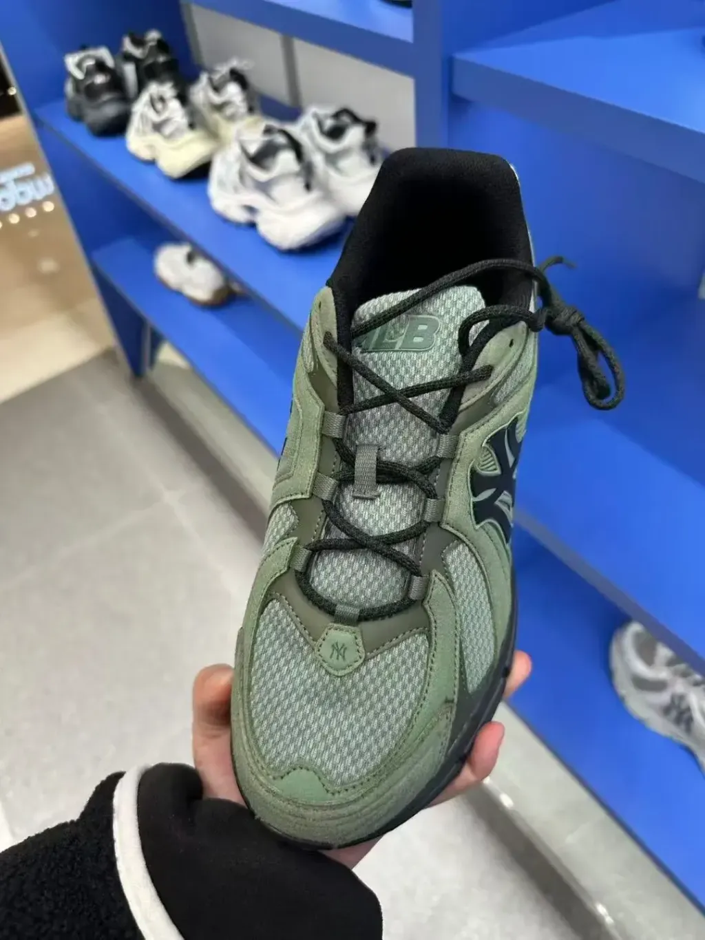 JuzBeauty_JuzBeautyMalaysia_JuzPretty_Authentic_Kbeauty_Malaysia_Skin_Care_Cosmetics_K-Beauty_Health_Care_korean_streetwear_US_Luxury_MLB 3ARNR025N Trophy Runner SD New York Yankees Shoes 老爹鞋7