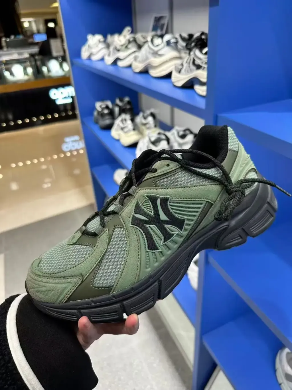 JuzBeauty_JuzBeautyMalaysia_JuzPretty_Authentic_Kbeauty_Malaysia_Skin_Care_Cosmetics_K-Beauty_Health_Care_korean_streetwear_US_Luxury_MLB 3ARNR025N Trophy Runner SD New York Yankees Shoes 老爹鞋6