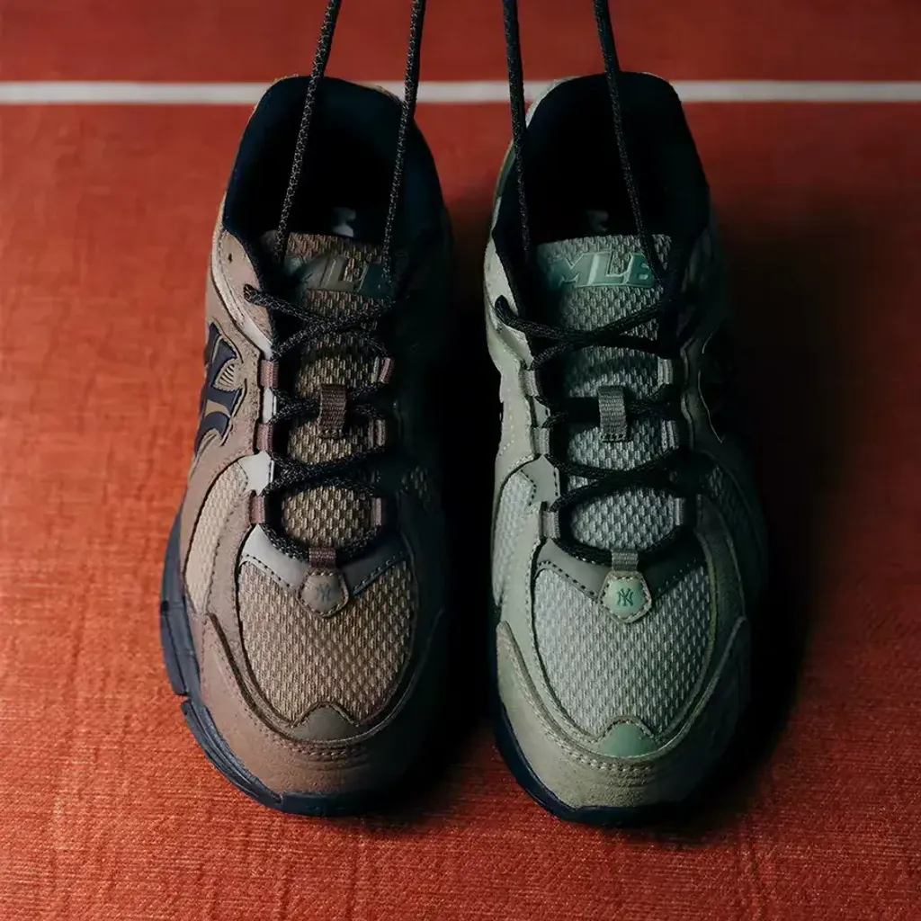 JuzBeauty_JuzBeautyMalaysia_JuzPretty_Authentic_Kbeauty_Malaysia_Skin_Care_Cosmetics_K-Beauty_Health_Care_korean_streetwear_US_Luxury_MLB 3ARNR025N Trophy Runner SD New York Yankees Shoes 老爹鞋9