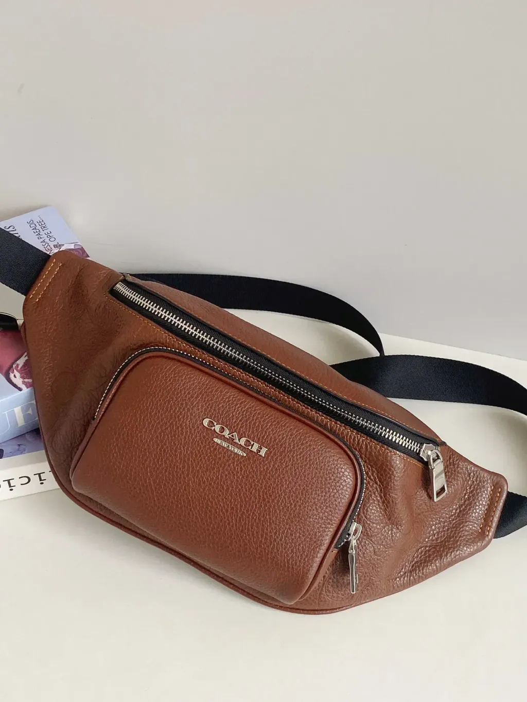 JuzBeauty_JuzBeautyMalaysia_JuzPretty_Authentic_Kbeauty_Malaysia_Skin_Care_Cosmetics_Jbeauty_Health_Care_korean_streetwear_US_Luxury_COACH CDC44 Racer Small Belt Bag In Signature Leather 男款胸包7