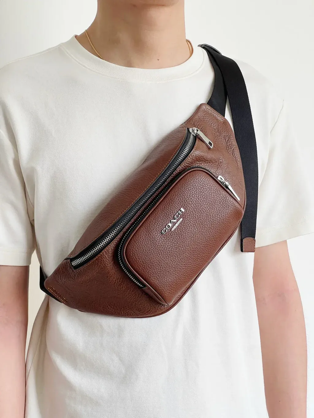 JuzBeauty_JuzBeautyMalaysia_JuzPretty_Authentic_Kbeauty_Malaysia_Skin_Care_Cosmetics_Jbeauty_Health_Care_korean_streetwear_US_Luxury_COACH CDC44 Racer Small Belt Bag In Signature Leather 男款胸包1