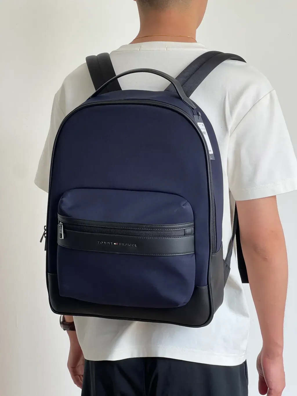 JuzBeauty_JuzBeautyMalaysia_JuzPretty_Authentic_Kbeauty_Malaysia_Skin_Care_Cosmetics_Jbeauty_Health_Care_korean_streetwear_US_Luxury_TOMMY HILFIGER XM05696 Mochila Backpack 背包1