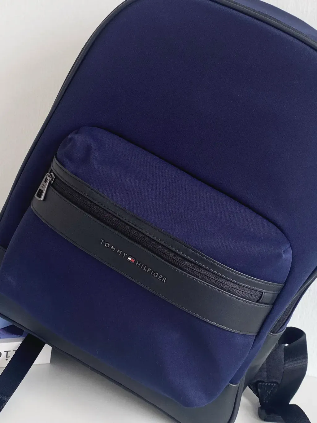 JuzBeauty_JuzBeautyMalaysia_JuzPretty_Authentic_Kbeauty_Malaysia_Skin_Care_Cosmetics_Jbeauty_Health_Care_korean_streetwear_US_Luxury_TOMMY HILFIGER XM05696 Mochila Backpack 背包6