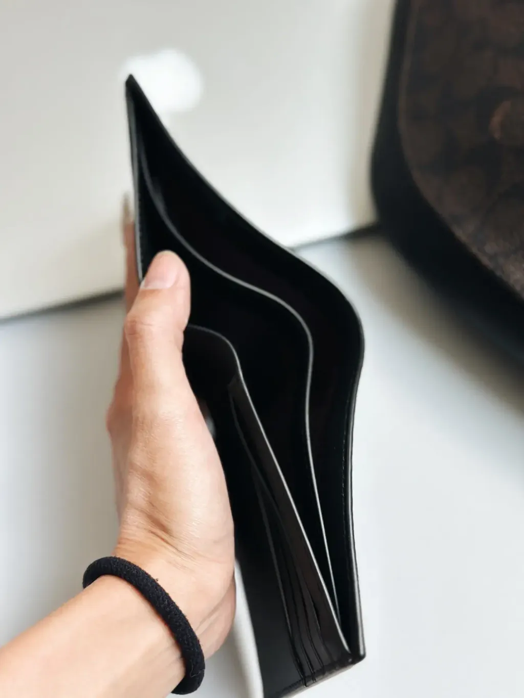 JuzBeauty_JuzBeautyMalaysia_JuzPretty_Authentic_Kbeauty_Malaysia_Skin_Care_Cosmetics_Jbeauty_Health_Care_korean_streetwear_US_Luxury_COACH CX209 3 in 1 Wallet In Blocked Signature Canvas 男款钱包 卡包1