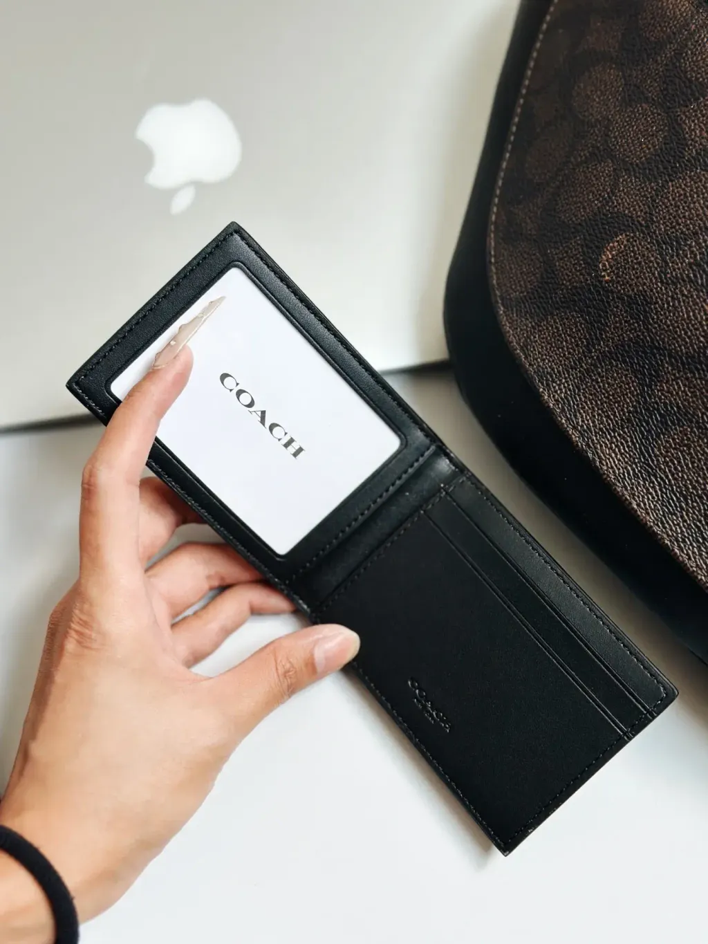 JuzBeauty_JuzBeautyMalaysia_JuzPretty_Authentic_Kbeauty_Malaysia_Skin_Care_Cosmetics_Jbeauty_Health_Care_korean_streetwear_US_Luxury_COACH CX209 3 in 1 Wallet In Blocked Signature Canvas 男款钱包 卡包3