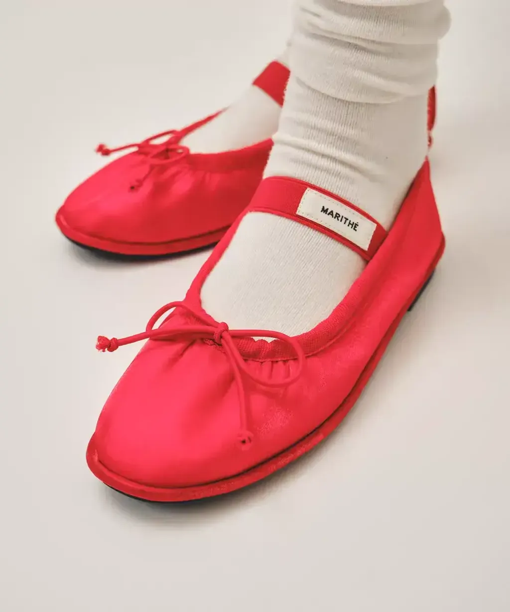 JuzBeauty_JuzBeautyMalaysia_JuzPretty_Authentic_Kbeauty_Malaysia_Skin_Care_Cosmetics_K-Beauty_Health_Care_korean_streetwear_US_Luxury_MARITHE W Banding Ribbon Flat Shoes 芭蕾鞋17