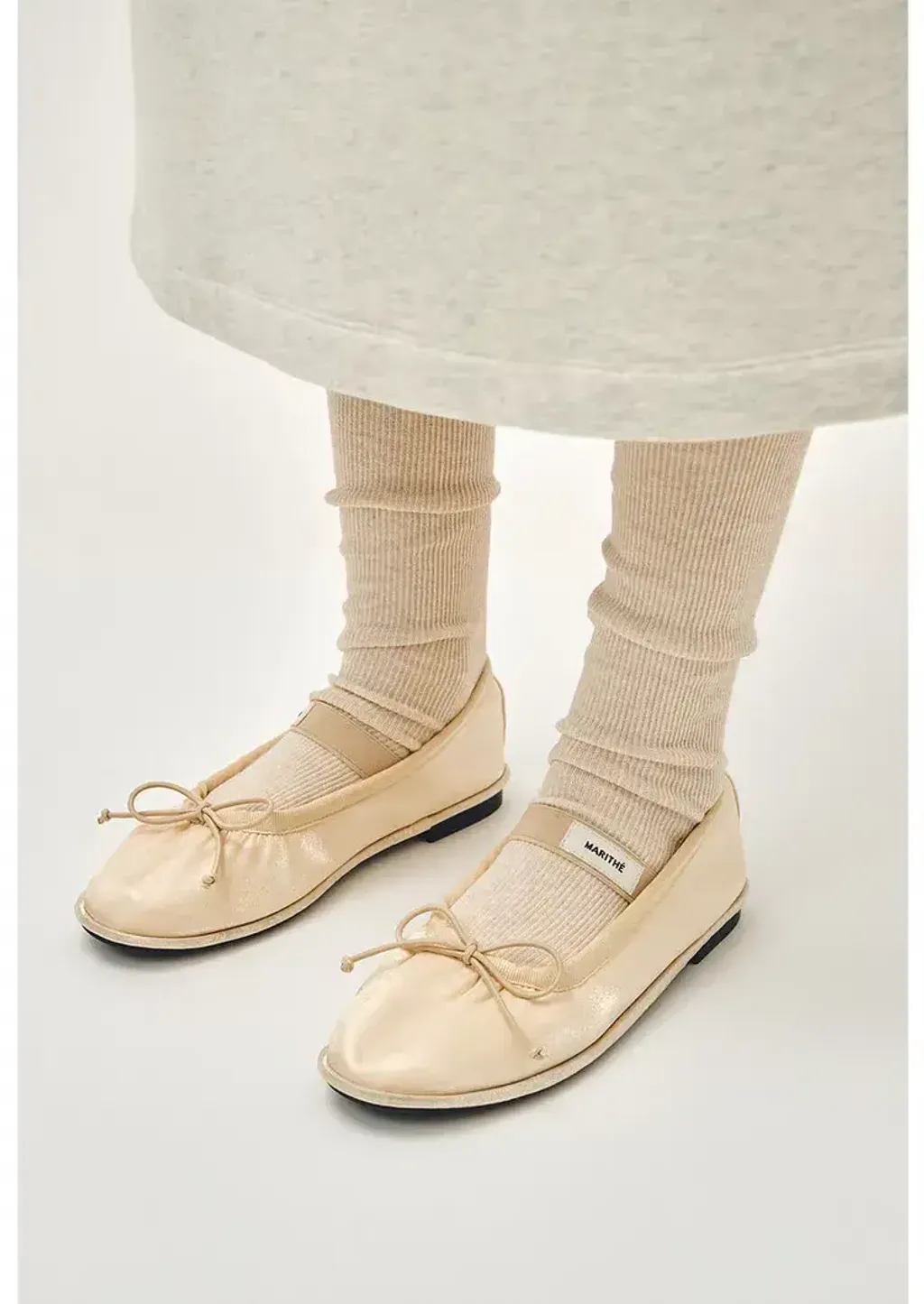 JuzBeauty_JuzBeautyMalaysia_JuzPretty_Authentic_Kbeauty_Malaysia_Skin_Care_Cosmetics_K-Beauty_Health_Care_korean_streetwear_US_Luxury_MARITHE W Banding Ribbon Flat Shoes 芭蕾鞋7