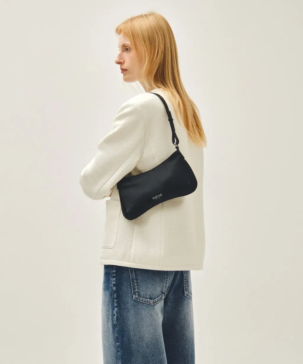 JuzBeauty_JuzBeautyMalaysia_JuzPretty_Authentic_Kbeauty_Malaysia_Skin_Care_Cosmetics_K-Beauty_Health_Care_korean_streetwear_US_Luxury_MARITHE Regular Logo Mini Peanut Bag 腋下包7