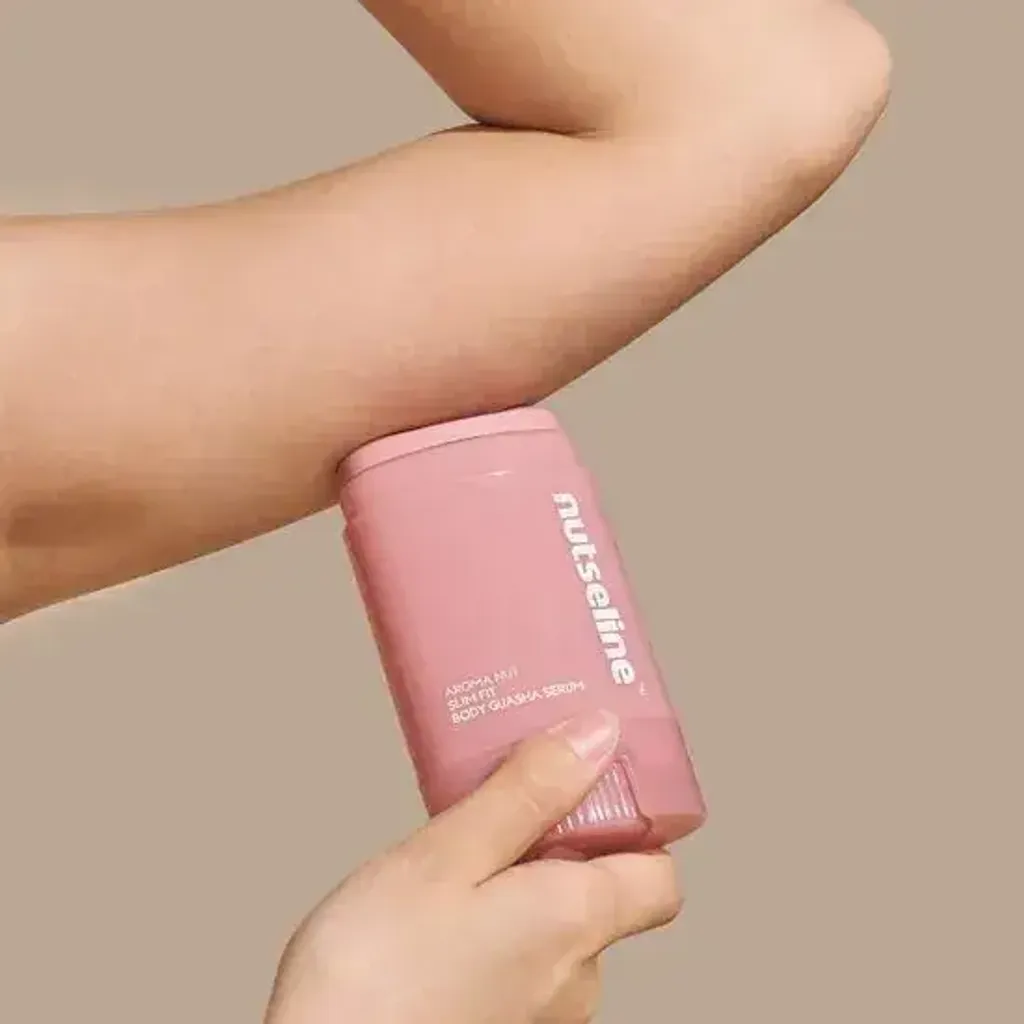 JuzBeauty_JuzBeautyMalaysia_JuzPretty_Authentic_Kbeauty_Malaysia_Skin_Care_Cosmetics_K-beauty_Health_Care_korean_streetwear_NUTSELINE Aroma Nut Slim Fit Guasha Serum 香氛弹力精华刮痧棒10