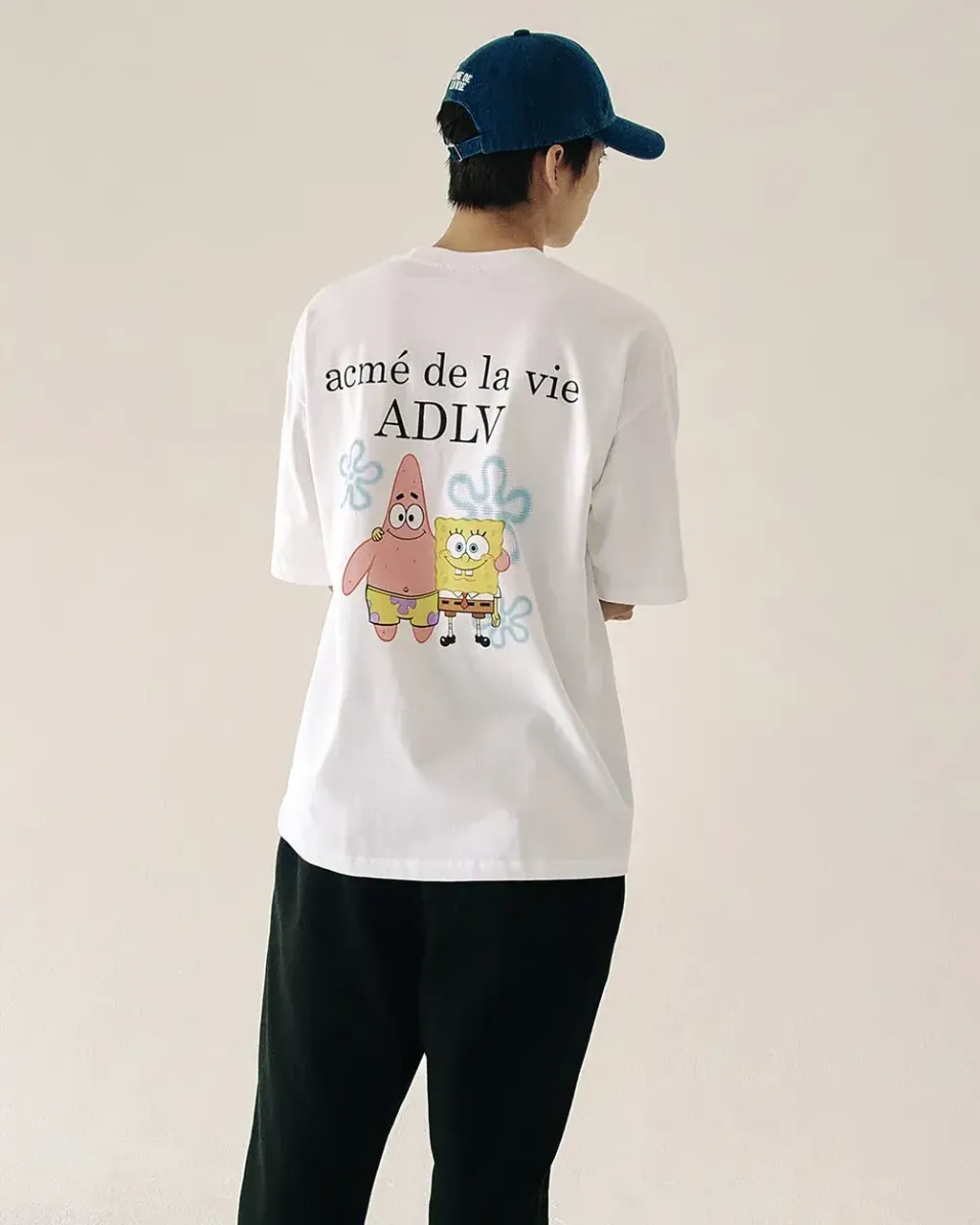 JuzBeauty_JuzBeautyMalaysia_JuzPretty_Authentic_Kbeauty_Malaysia_Skin_Care_Cosmetics_K-Beauty_Health_Care_korean_streetwear_US_Luxury_ADLV x SPONGEBOB Basic Logo Short Sleeve T-Shirt Tee 上衣1