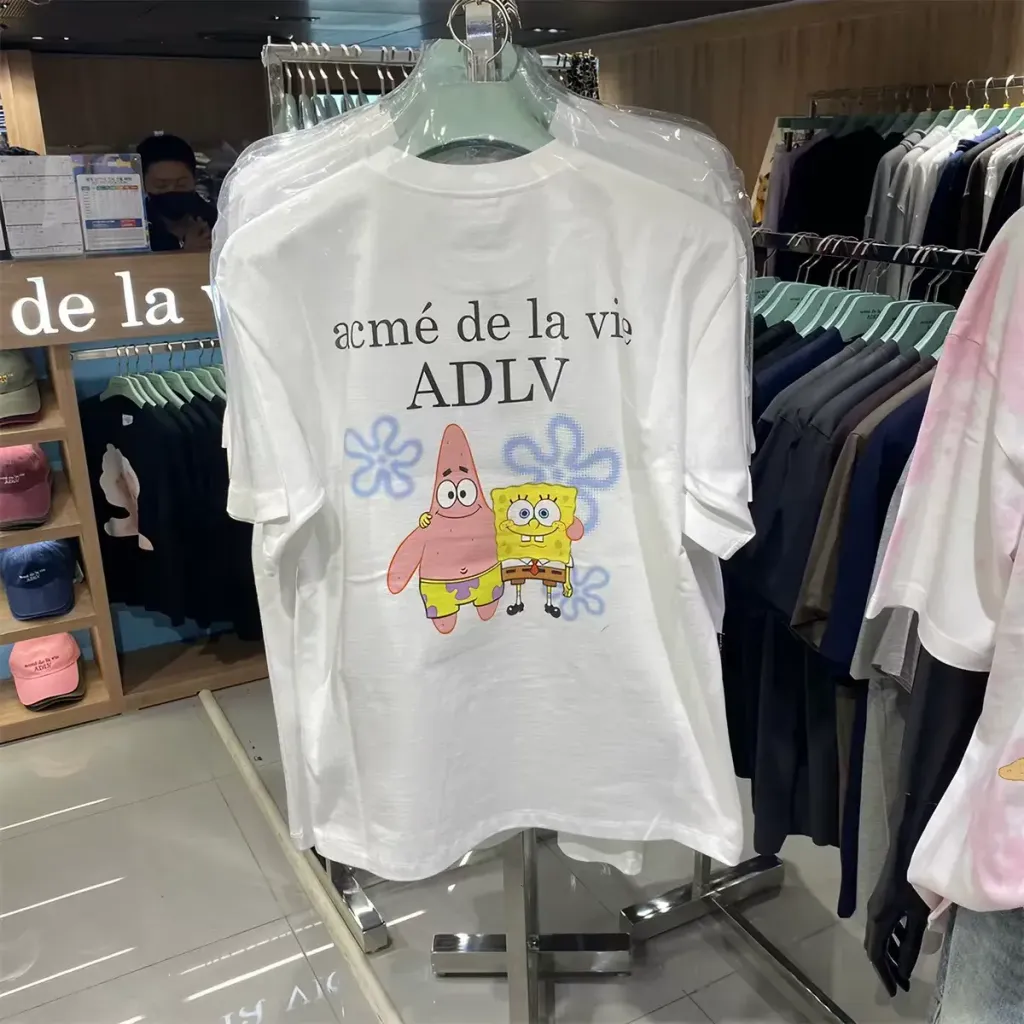 JuzBeauty_JuzBeautyMalaysia_JuzPretty_Authentic_Kbeauty_Malaysia_Skin_Care_Cosmetics_K-Beauty_Health_Care_korean_streetwear_US_Luxury_ADLV x SPONGEBOB Basic Logo Short Sleeve T-Shirt Tee 上衣7