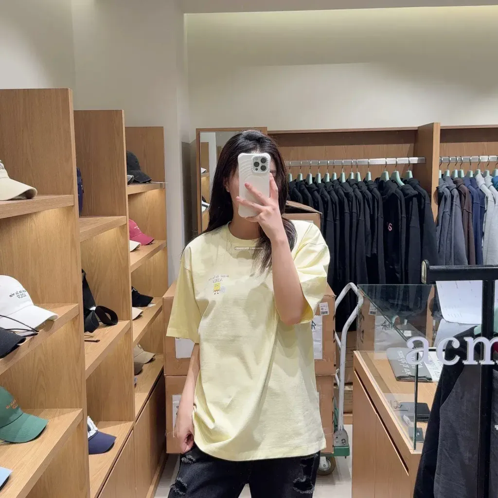 JuzBeauty_JuzBeautyMalaysia_JuzPretty_Authentic_Kbeauty_Malaysia_Skin_Care_Cosmetics_K-Beauty_Health_Care_korean_streetwear_US_Luxury_ADLV x SPONGEBOB Basic Logo Short Sleeve T-Shirt Tee 上衣3