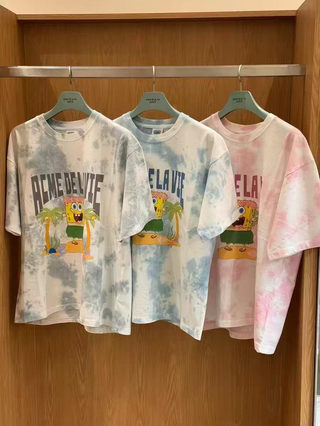 JuzBeauty_JuzBeautyMalaysia_JuzPretty_Authentic_Kbeauty_Malaysia_Skin_Care_Cosmetics_K-Beauty_Health_Care_korean_streetwear_US_Luxury_ADLV x SPONGEBOB Woman Heart Pearl Short Sleeve T-Shirt Tee 女款上衣7