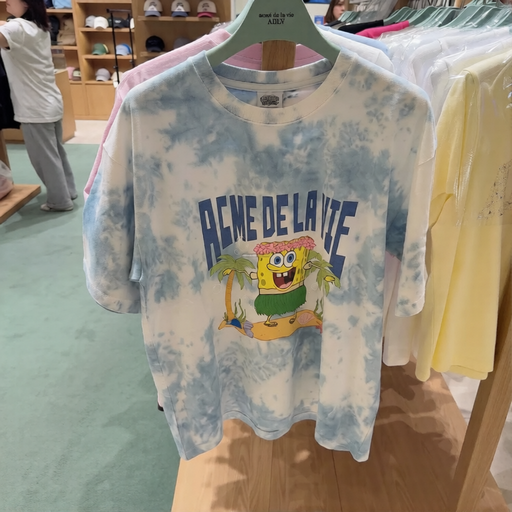 JuzBeauty_JuzBeautyMalaysia_JuzPretty_Authentic_Kbeauty_Malaysia_Skin_Care_Cosmetics_K-Beauty_Health_Care_korean_streetwear_US_Luxury_ADLV x SPONGEBOB Woman Heart Pearl Short Sleeve T-Shirt Tee 女款上衣5