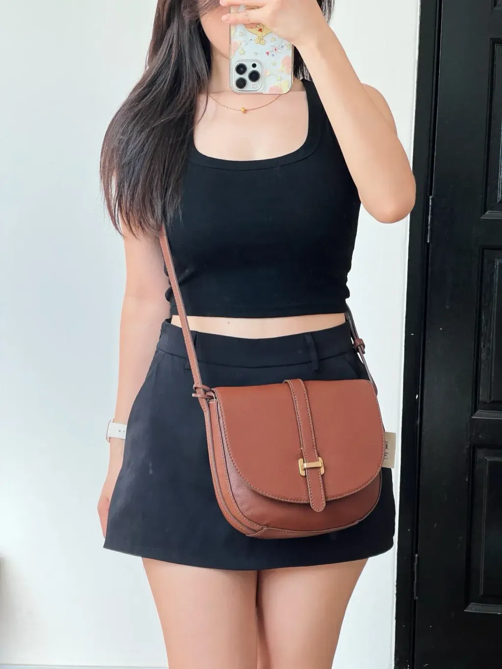 JuzBeauty_JuzBeautyMalaysia_JuzPretty_Authentic_Kbeauty_Malaysia_Skin_Care_Cosmetics_Jbeauty_Health_Care_korean_streetwear_US_Luxury_FOSSIL SHB3161210 Emery Crossbody Medium Brown 棕色马鞍包2