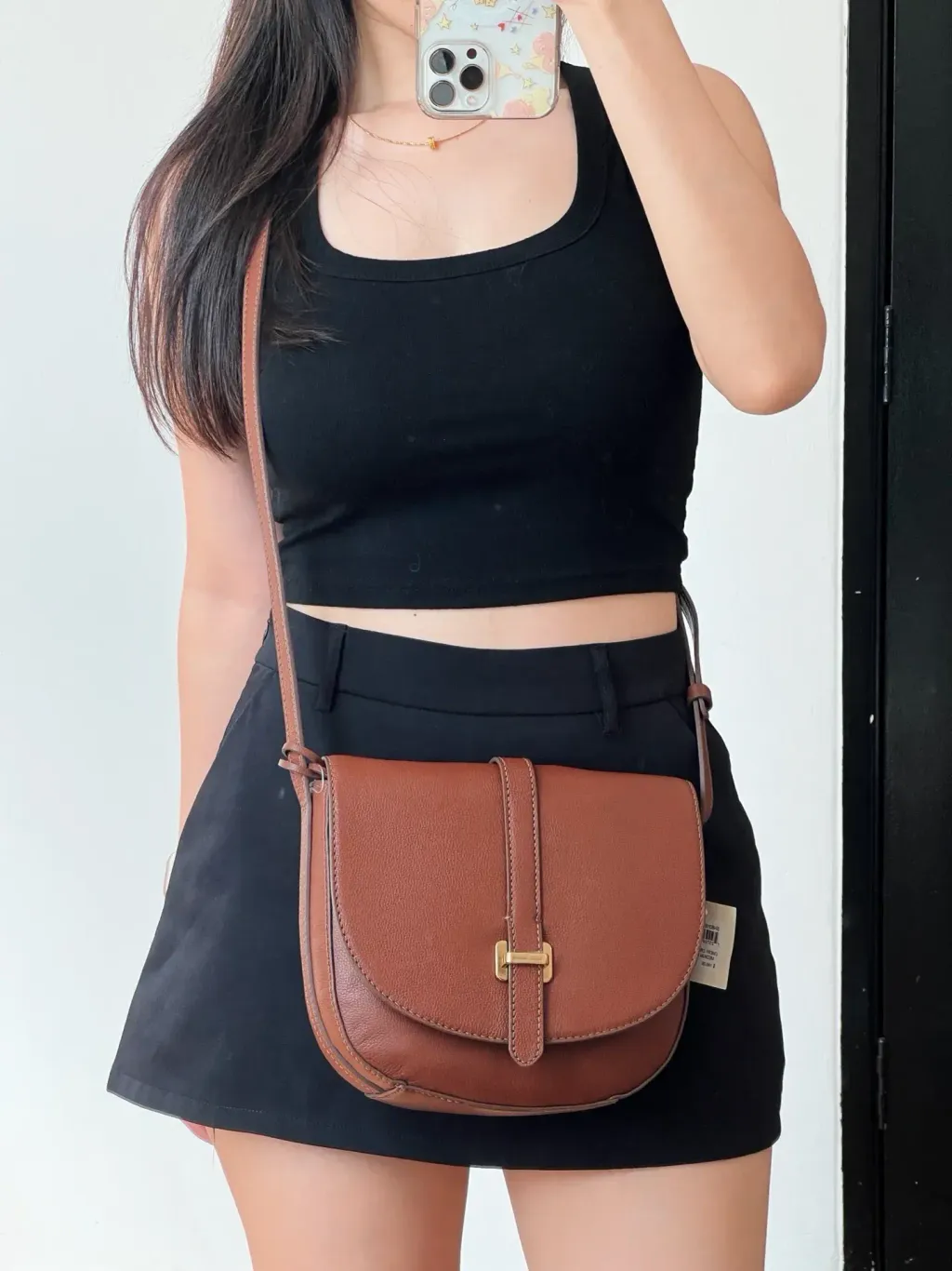 JuzBeauty_JuzBeautyMalaysia_JuzPretty_Authentic_Kbeauty_Malaysia_Skin_Care_Cosmetics_Jbeauty_Health_Care_korean_streetwear_US_Luxury_FOSSIL SHB3161210 Emery Crossbody Medium Brown 棕色马鞍包4