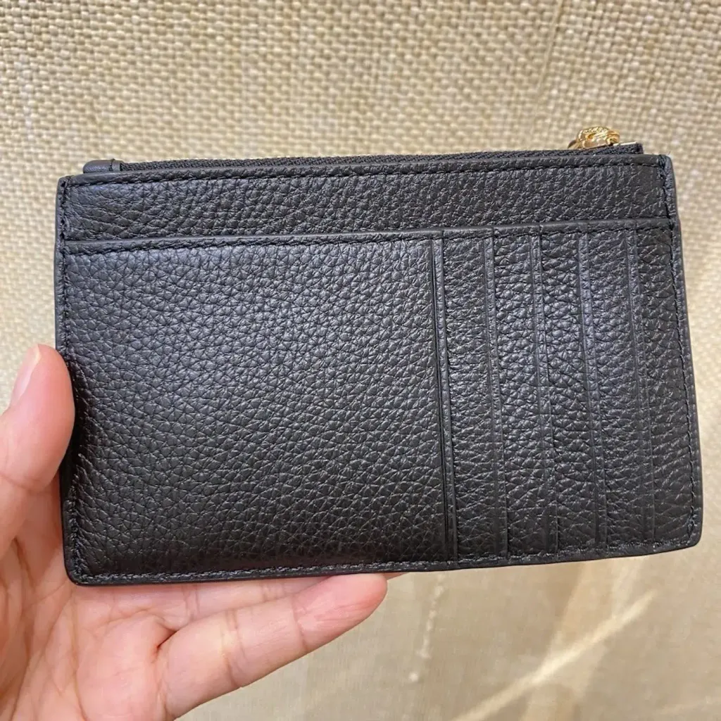 JuzBeauty_JuzBeautyMalaysia_JuzPretty_Authentic_Kbeauty_Malaysia_Skin_Care_Cosmetics_K-Beauty_Health_Care_korean_streetwear_US_Luxury_TORY BURCH 19613345 7238 Britten Zip Card Case In Black 女款卡包4