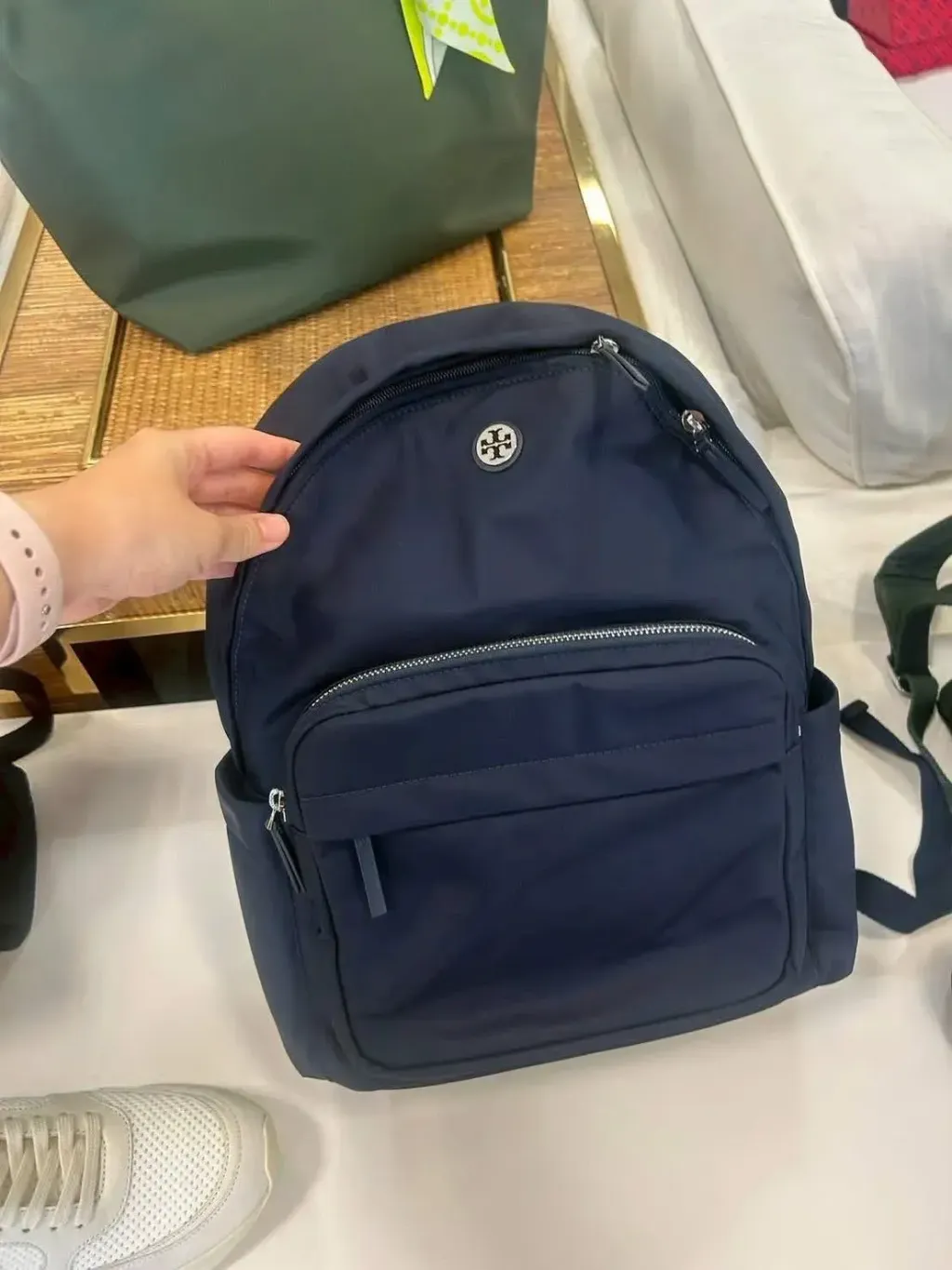 JuzBeauty_JuzBeautyMalaysia_JuzPretty_Authentic_Kbeauty_Malaysia_Skin_Care_Cosmetics_K-Beauty_Health_Care_korean_streetwear_US_Luxury_TORY BURCH 173559 0525 Nylon Backpack In Navy 背包9