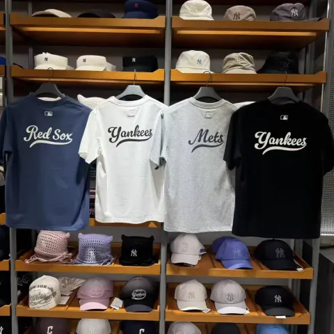 JuzBeauty_JuzBeautyMalaysia_JuzPretty_Authentic_Kbeauty_Malaysia_Skin_Care_Cosmetics_K-beauty_Health_Care_korean_streetwear_MLB Sportive Cursive Back Lettering T-Shirt Tee 3ATSV0163 上衣13