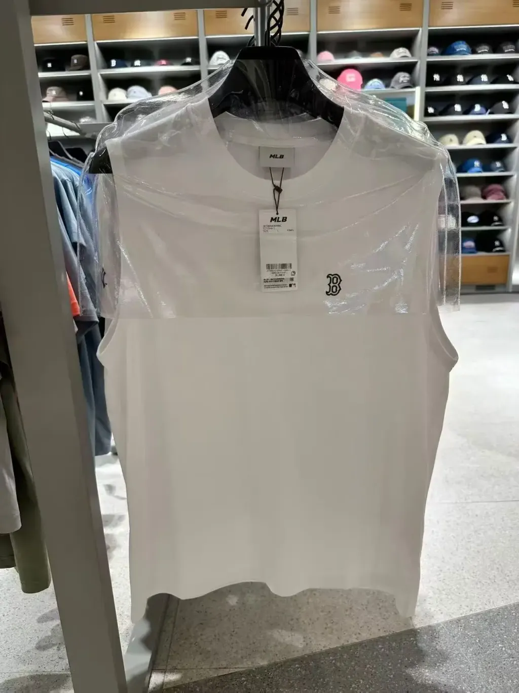 JuzBeauty_JuzBeautyMalaysia_JuzPretty_Authentic_Kbeauty_Malaysia_Skin_Care_Cosmetics_K-beauty_Health_Care_korean_streetwear_MLB Basic Small Logo Sleeveless T-Shirt Tee 3ATOB0163 上衣4
