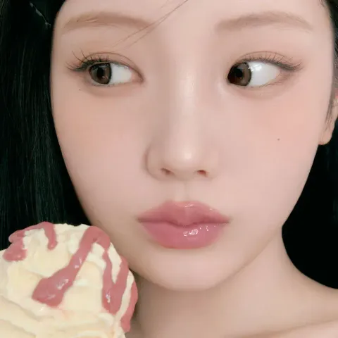 JuzBeauty_JuzBeautyMalaysia_JuzPretty_Authentic_Kbeauty_Malaysia_Skin_Care_Cosmetics_K-beauty_Health_Care_korean_streetwear_ROM&ND Glasting Color Gloss Nude Series ROMAND 琉璃高光唇釉2