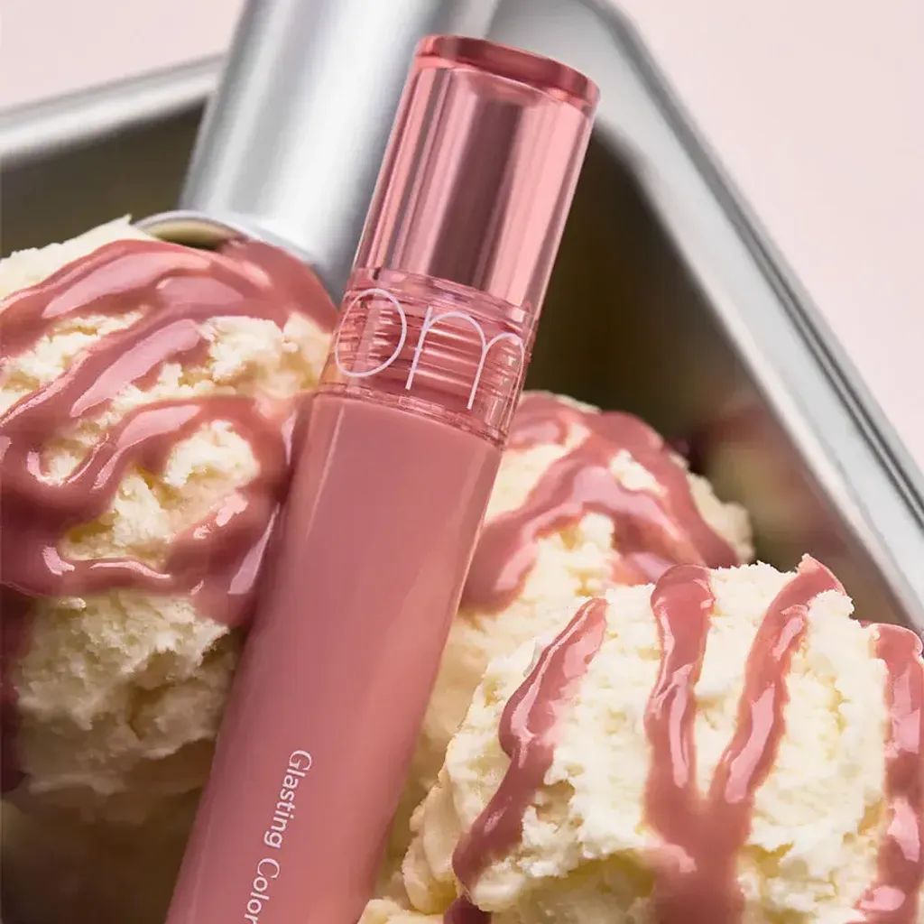 JuzBeauty_JuzBeautyMalaysia_JuzPretty_Authentic_Kbeauty_Malaysia_Skin_Care_Cosmetics_K-beauty_Health_Care_korean_streetwear_ROM&ND Glasting Color Gloss Nude Series ROMAND 琉璃高光唇釉17