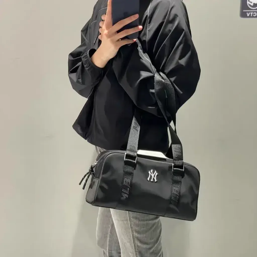 JuzBeauty_JuzBeautyMalaysia_JuzPretty_Authentic_Kbeauty_Malaysia_Skin_Care_Cosmetics_K-beauty_Health_Care_korean_streetwear_MLB 3AORA016N Basic Sportive Tote Bag 托特包10