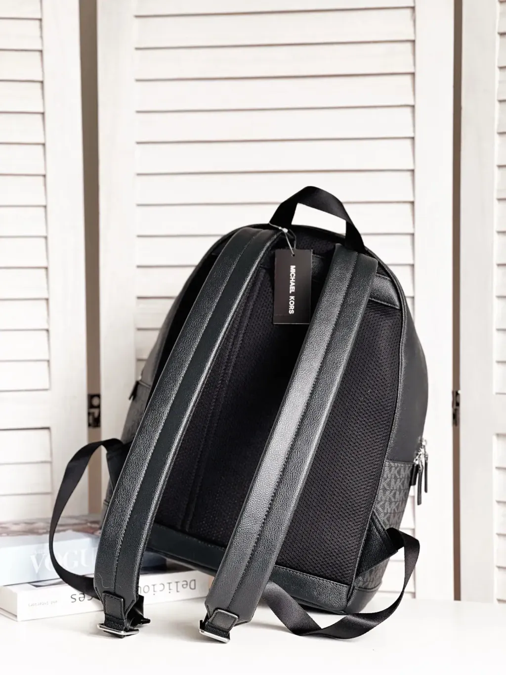 JuzBeauty_JuzBeautyMalaysia_JuzPretty_Authentic_Kbeauty_Malaysia_Skin_Care_Cosmetics_K-beauty_Health_Care_korean_streetwear_MICHAEL KORS 37R5LCOB2B Cooper Leather Signature Logo Backpack 男款背包6
