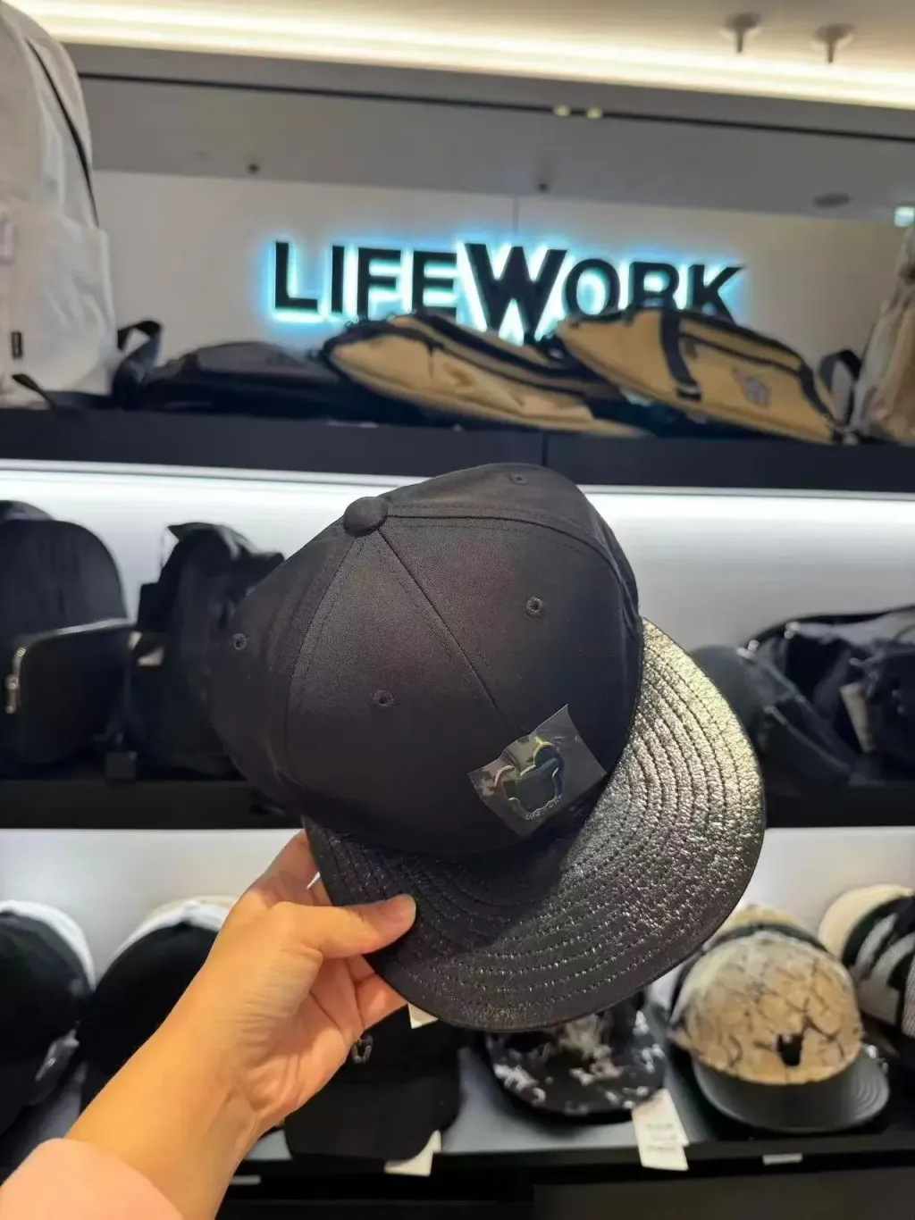 JuzBeauty-JuzBeautyMalaysia-JuzPretty-Authentic-Kbeauty-Malaysia-Skin-Care-Cosmetics-K-beauty-Health-Care-LIFEWORK New Metal Radok Marvel Snapback LW265CP302 帽5