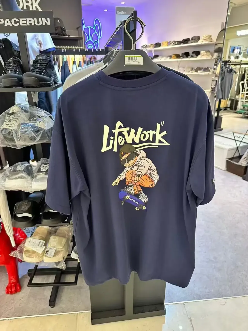 JuzBeauty-JuzBeautyMalaysia-JuzPretty-Authentic-Kbeauty-Malaysia-Skin-Care-Cosmetics-K-beauty-Health-Care-LIFEWORK Clover Board Hip Dog Short Sleeve T-shirt Tee LW262TS453 上衣2