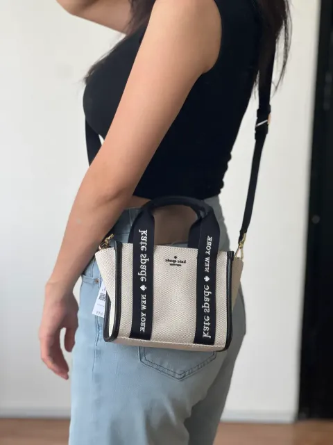 JuzBeauty_JuzBeautyMalaysia_JuzPretty_Authentic_Kbeauty_Malaysia_Skin_Care_Cosmetics_K-beauty_Health_Care_korean_streetwear_KATE SPADE KL062 Kip Canvas Mini Tote In Black 托特包9.jpg